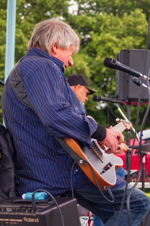 Three Shades of Grey Live Music Folkestone Bandstand