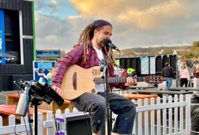 Thomas Abraham Harbour Arm Folkestone Music Town